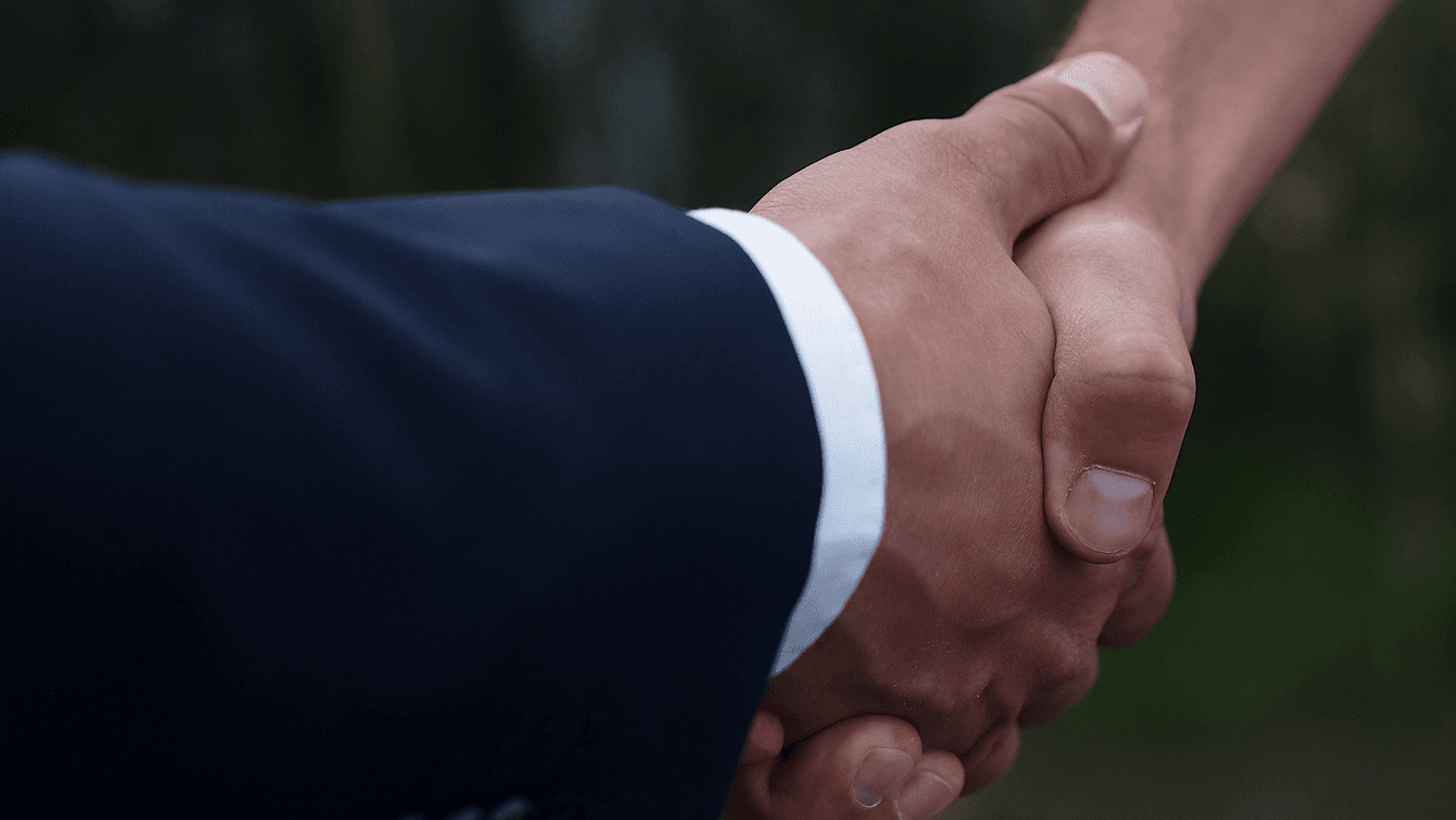 Avainjuristit tiimi - suomalaiset lakimiehet valmiina auttamaan