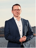 Jouni Pulkkinen - Juristi | Varatuomari | Luvan saanut oikeudenkäyntiavustaja